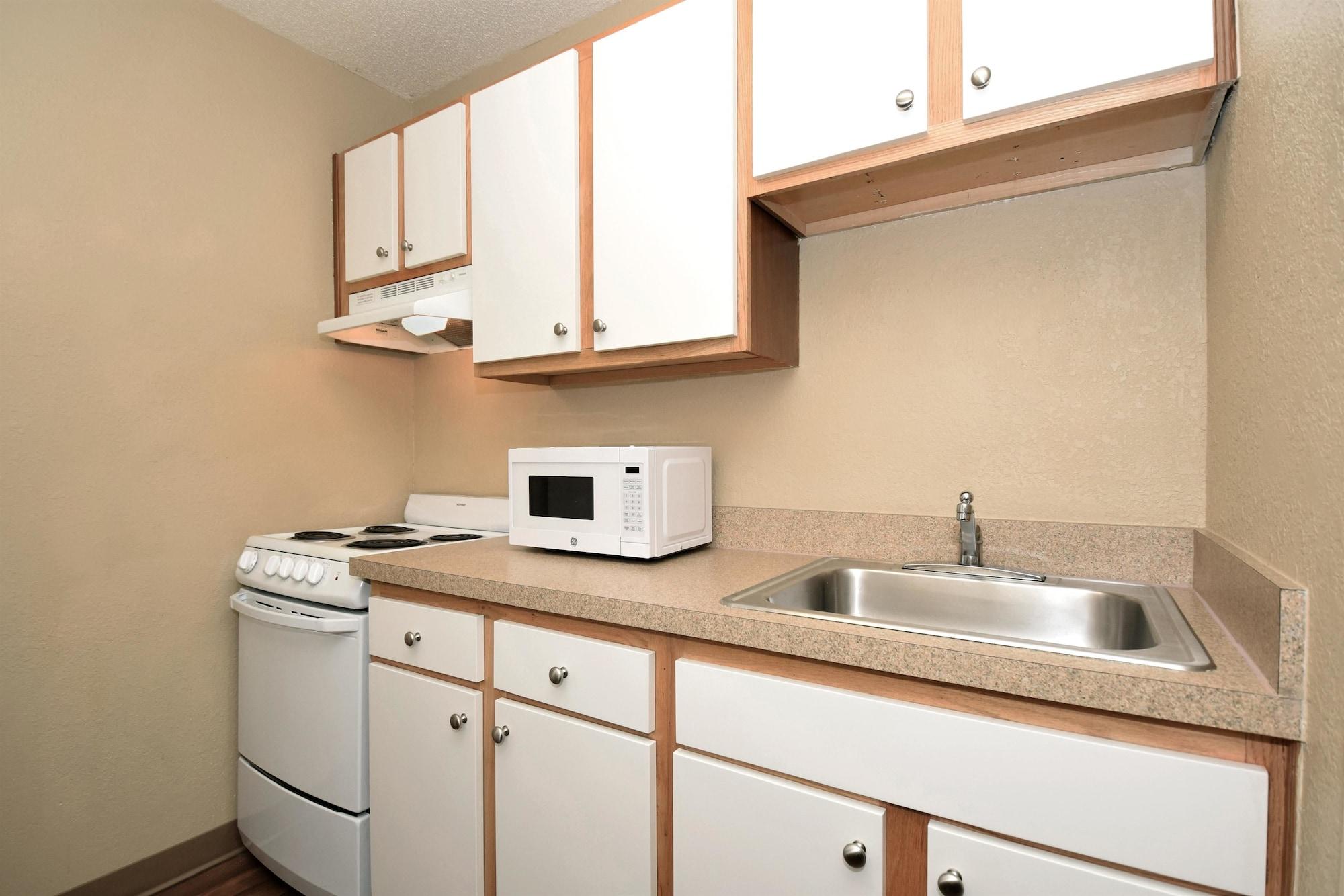 Extended Stay America Suites - Cleveland - Middleburg Heights Eksteriør billede