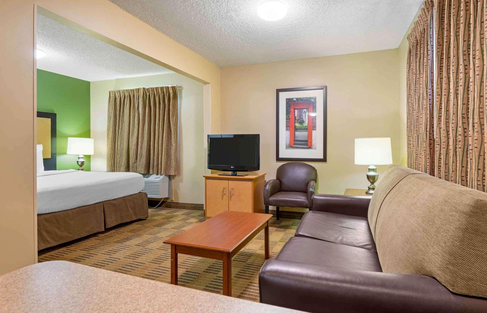 Extended Stay America Suites - Cleveland - Middleburg Heights Eksteriør billede