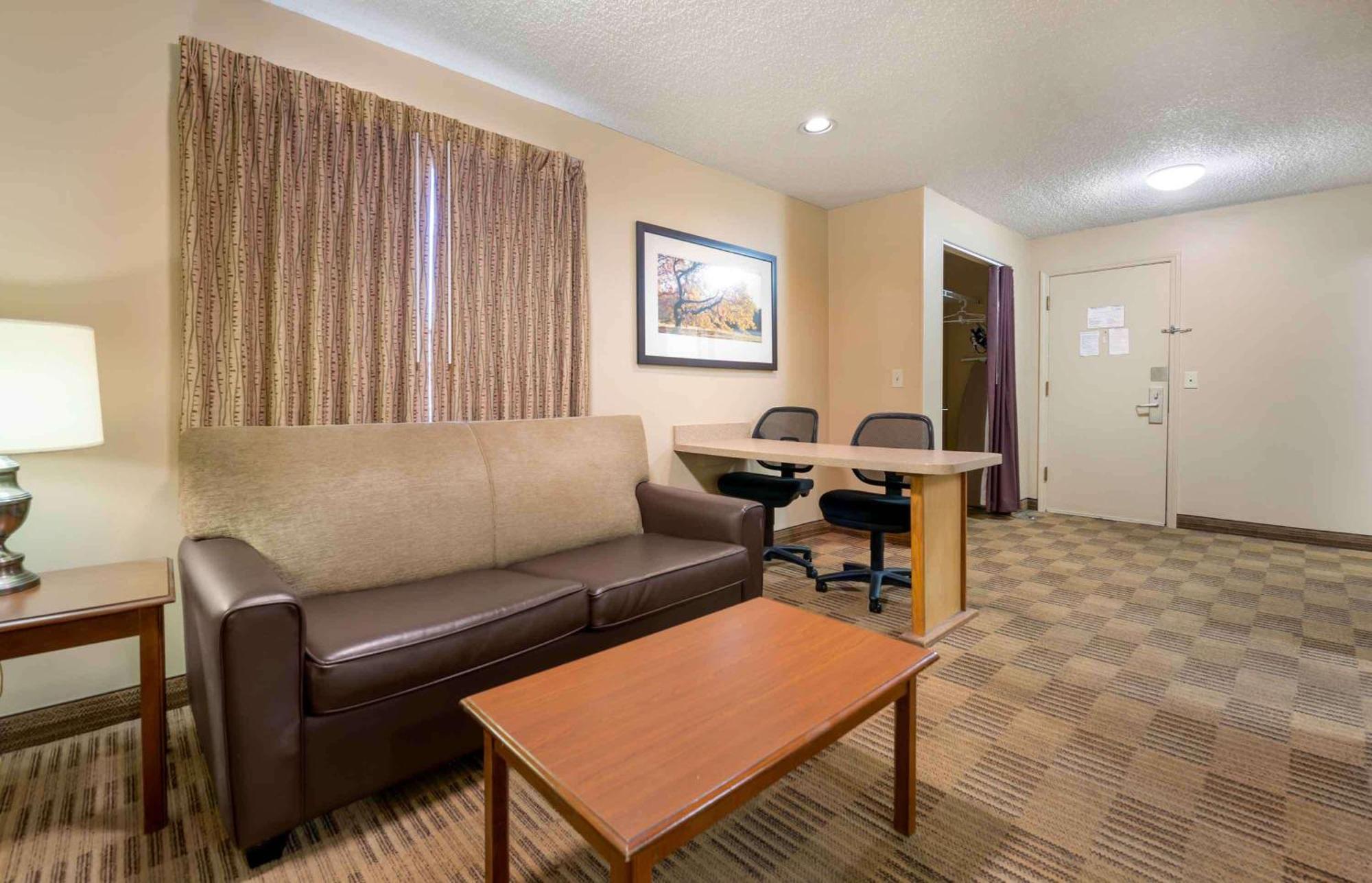 Extended Stay America Suites - Cleveland - Middleburg Heights Eksteriør billede