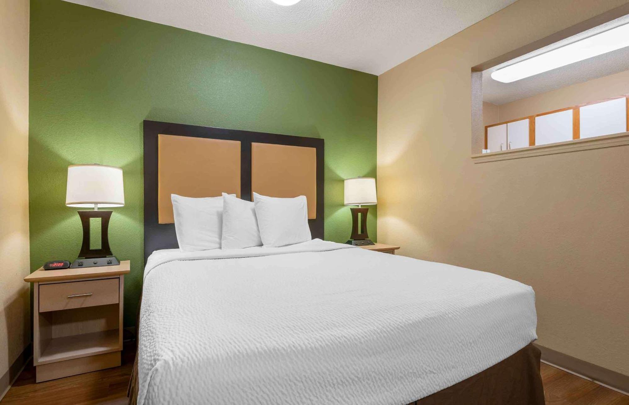 Extended Stay America Suites - Cleveland - Middleburg Heights Eksteriør billede