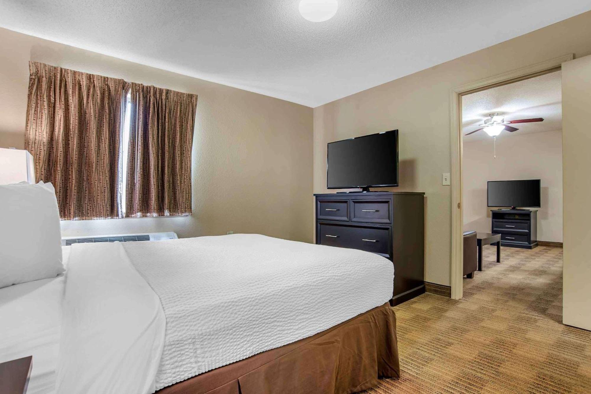 Extended Stay America Suites - Cleveland - Middleburg Heights Eksteriør billede